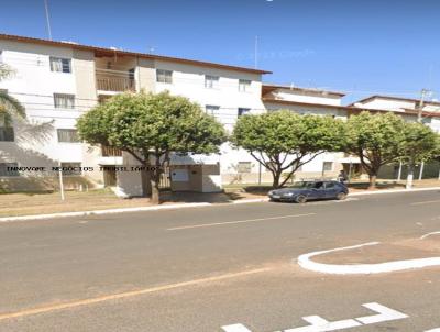 Apartamento para Venda, em Araguari, bairro Sibipiruna, 2 dormitrios, 1 banheiro, 2 vagas