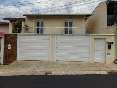 Casa para Venda, em Poos de Caldas, bairro Jardim Centenrio, 3 dormitrios, 3 banheiros, 2 sutes, 4 vagas