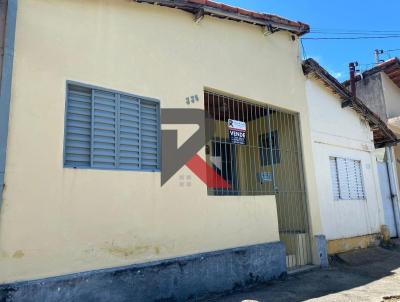 Casa para Venda, em Cachoeira Paulista, bairro Margem Esquerda, 2 dormitórios, 1 banheiro, 1 suíte