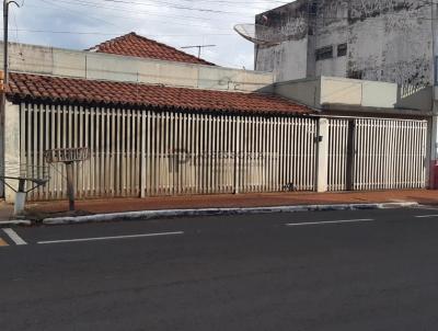 Casa para Venda, em Jata, bairro Centro, 3 dormitrios, 1 banheiro, 1 sute