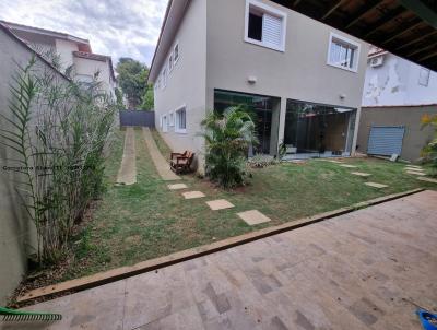Casa em Condomnio para Venda, em Cotia, bairro Granja Viana, 3 dormitrios, 4 banheiros, 2 sutes, 6 vagas