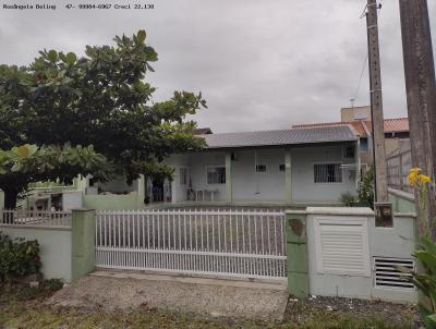 Casa para Locao, em Bombinhas, bairro Zimbros, 3 dormitrios