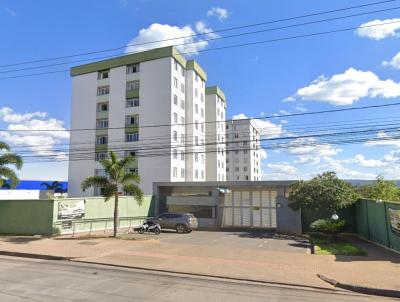 Apartamento para Venda, em Montes Claros, bairro Conjunto Residencial JK, 2 dormitrios, 1 banheiro, 1 vaga