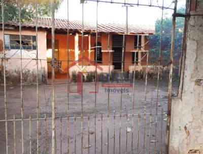 Casa para Venda, em Barretos, bairro Clementina, 3 dormitrios, 1 banheiro, 3 vagas