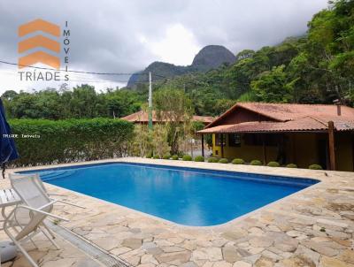 Casa para Venda, em Petrpolis, bairro Araras, 2 dormitrios, 2 banheiros, 1 sute, 3 vagas