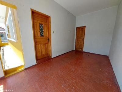 Casa para Locao, em Lorena, bairro VILA NORMANDIA, 2 dormitrios, 1 banheiro, 1 vaga