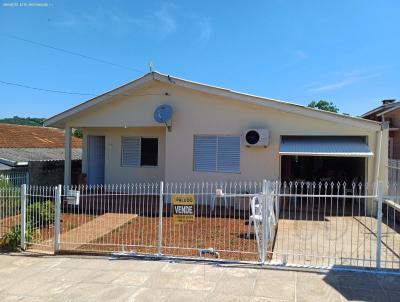 Casa para Venda, em Marau, bairro Antonio Carlos Oltramari, 3 dormitrios, 2 banheiros, 1 vaga