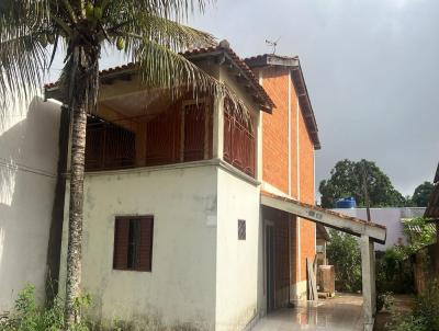 Casa para Venda, em Chapada dos Guimares, bairro Santa Cruz, 3 dormitrios, 1 banheiro, 1 sute