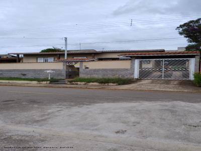 Casa 3 dormitrios para Venda, em Bragana Paulista, bairro HIPICA JAGUARI, 3 dormitrios, 3 banheiros, 1 sute, 4 vagas