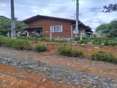 Casa para Venda, em Agudos do Sul, bairro Centro, 5 dormitrios, 3 banheiros, 4 vagas