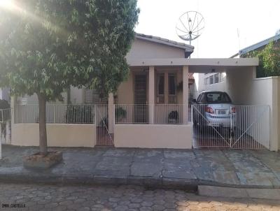 Casa para Venda, em Presidente Epitácio, bairro VILA CRUZEIRO DO SUL, 3 dormitórios, 2 banheiros, 3 vagas