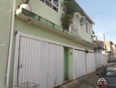 Casa para Venda, em Taubat, bairro Jardim So Benedito, 4 dormitrios, 2 banheiros, 6 vagas