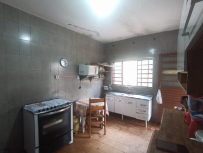 Casa para Venda, em Salto, bairro Jardim S�o Judas Tadeu, 3 dormit�rios, 2 banheiros, 2 vagas