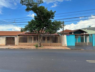 Casa para Venda, em Ourinhos, bairro Vila Gomes, 3 dormitrios, 3 banheiros, 1 sute, 2 vagas