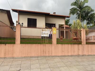 Casa para Venda, em Cricima, bairro Ceara, 4 dormitrios, 2 banheiros, 2 sutes, 3 vagas