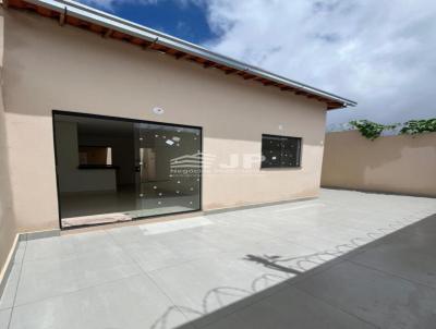 Casa para Venda, em Montes Claros, bairro JARDIM OLMPICO, 2 dormitrios, 1 banheiro, 1 vaga