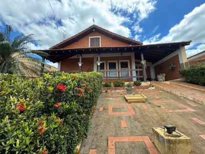 Casa para Venda, em Presidente Venceslau, bairro Jardim Ipanema, 3 dormitrios, 2 banheiros, 1 sute, 2 vagas