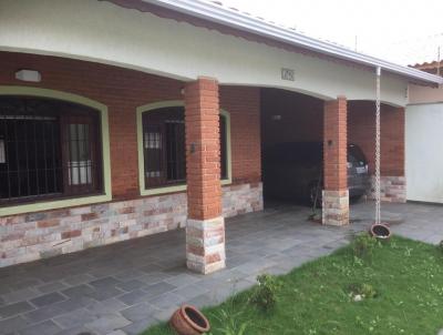 Casa para Venda, em Itanham, bairro Tupy, 3 dormitrios, 2 banheiros, 1 sute, 3 vagas