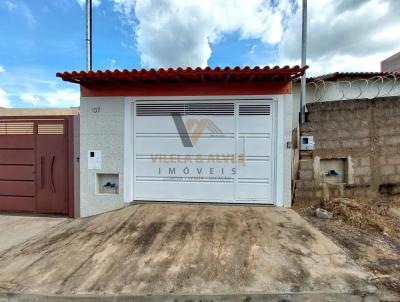 Casa para Venda, em Alfenas, bairro Recreio Vale do Sol, 2 dormitrios, 2 banheiros, 1 sute, 2 vagas