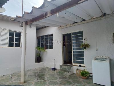 Casa para Venda, em Itapetininga, bairro VILA BARTH, 3 dormitrios, 1 banheiro, 2 vagas
