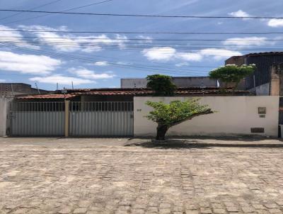 Casa para Venda, em Feira de Santana, bairro CONCEIÇÃO, 3 dormitórios, 1 banheiro, 1 suíte, 2 vagas