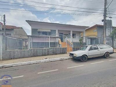 Casa para Venda, em Alfenas, bairro Centro, 5 dormitrios, 3 banheiros, 1 sute, 3 vagas