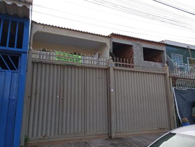 Sobrado para Venda, em RA XV Recanto das Emas, bairro RECANTO DAS EMAS DF, 3 dormitrios, 2 banheiros, 2 vagas