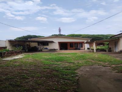 Casa para Venda, em Umuarama, bairro Zona VI, 3 dormitrios, 1 banheiro, 2 vagas
