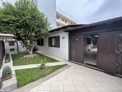 Casa para Venda, em Santa Cruz do Sul, bairro Universitrio, 3 dormitrios, 2 banheiros, 2 vagas