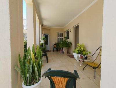 Casa para Venda, em Bauru, bairro Jardim Estoril II, 3 dormitrios, 4 banheiros, 1 sute, 3 vagas