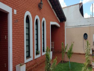 Casa para Locao, em Barretos, bairro Jardim Soares, 3 dormitrios, 2 banheiros, 1 sute, 4 vagas