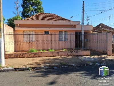 Casa para Venda, em Ourinhos, bairro Vila Perino, 2 dormitrios, 1 banheiro, 2 vagas