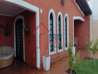Casa para Venda, em Barretos, bairro Jardim Soares, 3 dormitrios, 2 banheiros, 1 sute, 4 vagas