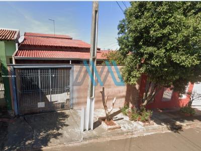 Casa para Venda, em Londrina, bairro Jardim Alto do Cafezal, 4 dormitrios, 1 banheiro, 1 sute, 1 vaga