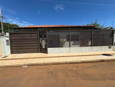 Casa para Venda, em Campo Grande, bairro Vila Taveirpolis, 3 dormitrios, 3 banheiros, 1 sute, 4 vagas