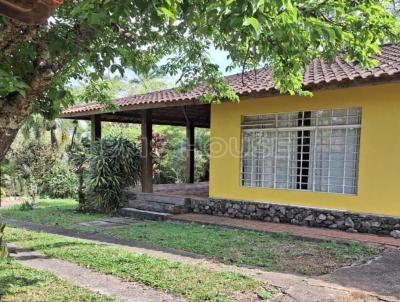 Casa para Venda, em Embu das Artes, bairro Capuava, 3 dormitrios, 4 banheiros, 1 sute, 5 vagas