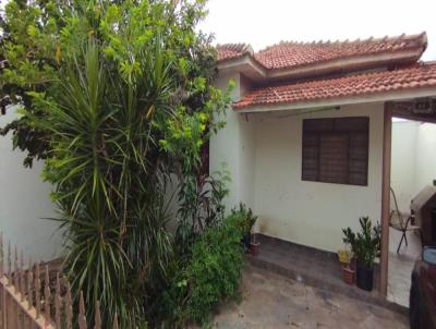 Casa para Venda, em Presidente Prudente, bairro Vila Claudia Glria, 3 dormitrios, 1 banheiro, 3 vagas