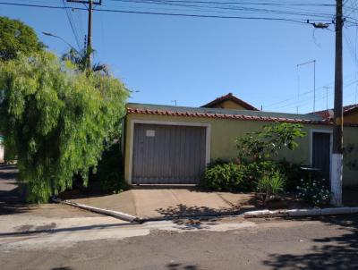 Casa para Venda, em Bernardino de Campos, bairro Jardim Brasil l, 2 dormitrios, 1 banheiro, 3 vagas
