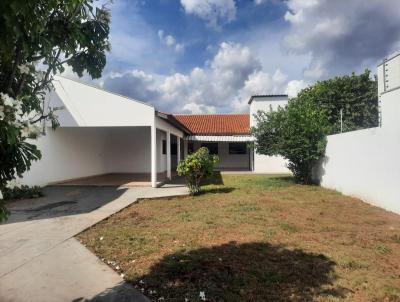 Casa para Locao, em Rondonpolis, bairro Sun Flower, 2 banheiros, 2 sutes, 3 vagas