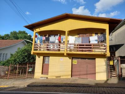 Casa para Venda, em Vacaria, bairro Santa Terezinha, 2 dormitrios, 3 banheiros, 1 sute, 4 vagas
