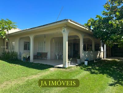 Casa para Venda, em Imbituba, bairro Vila Esperana, 2 dormitrios, 2 banheiros, 1 vaga