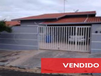 Casa para Venda, em Jaguarina, bairro Jardim Sylvio Rinaldi II, 3 dormitrios, 2 banheiros, 1 sute, 2 vagas