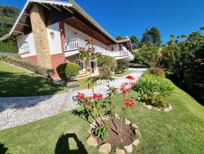 Casa para Venda, em Campos do Jordo, bairro Alto do Capivari, 5 dormitrios, 2 banheiros, 3 sutes, 4 vagas