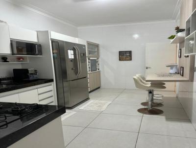 Apartamento para Venda, em Saquarema, bairro Porto da Roa I, 2 dormitrios, 2 banheiros, 1 sute