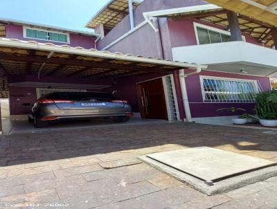 Casa para Venda, em Rio das Ostras, bairro Recreio, 2 dormitrios, 3 banheiros, 1 sute, 1 vaga