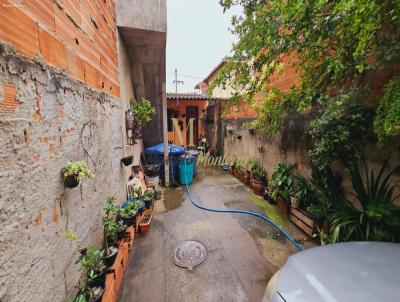 Casa para Venda, em Rio das Ostras, bairro Claudio Ribeiro, 2 dormitrios, 1 banheiro, 2 vagas