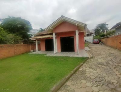 Casa para Venda, em Rio do Sul, bairro Budag, 7 dormitrios, 2 sutes
