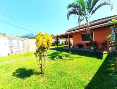 Casa para Venda, em Caraguatatuba, bairro Jardim Califrnia, 2 dormitrios, 2 banheiros, 1 sute, 4 vagas