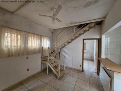 Casa / Sobrado para Venda, em Pirassununga, bairro VILA BRASIL, 1 dormitrio, 1 banheiro, 1 sute, 3 vagas