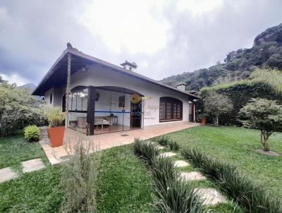 Casa para Venda, em Terespolis, bairro Golfe, 3 dormitrios, 2 banheiros, 1 sute, 6 vagas